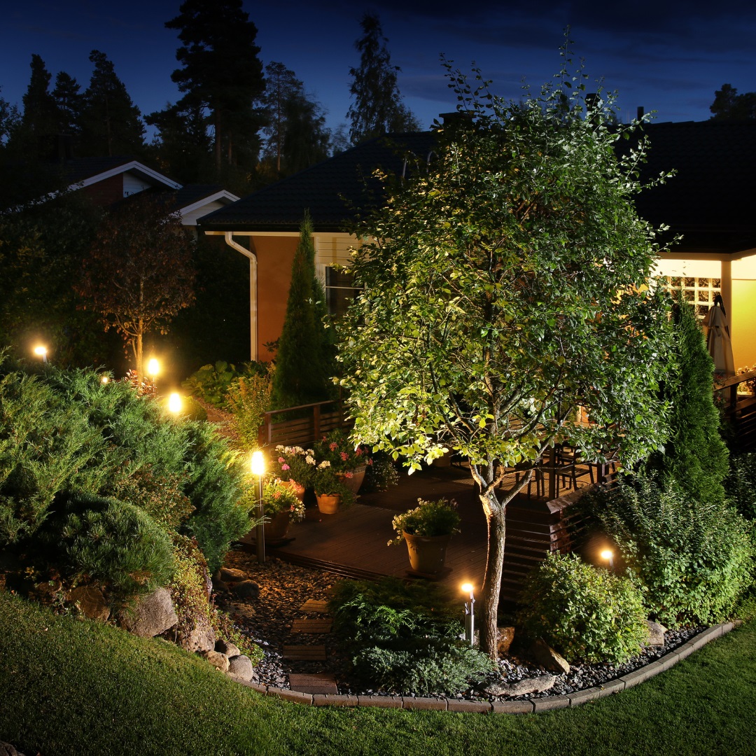 Jak montować oświetlenie Libet Light w ogrodzie?
